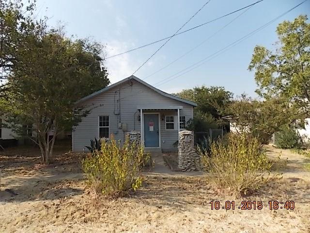 609 W 2Nd , McGregor, TX, 76657 | 162569 | Realty Texas LLC