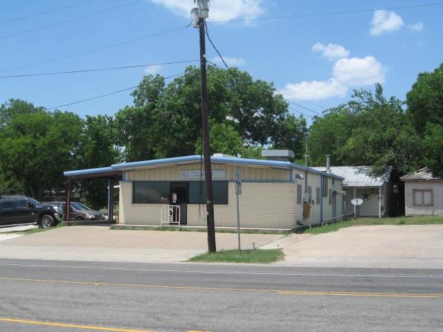 504 W Oak Street , West, TX, 76691 | 175313 | Realty Texas LLC