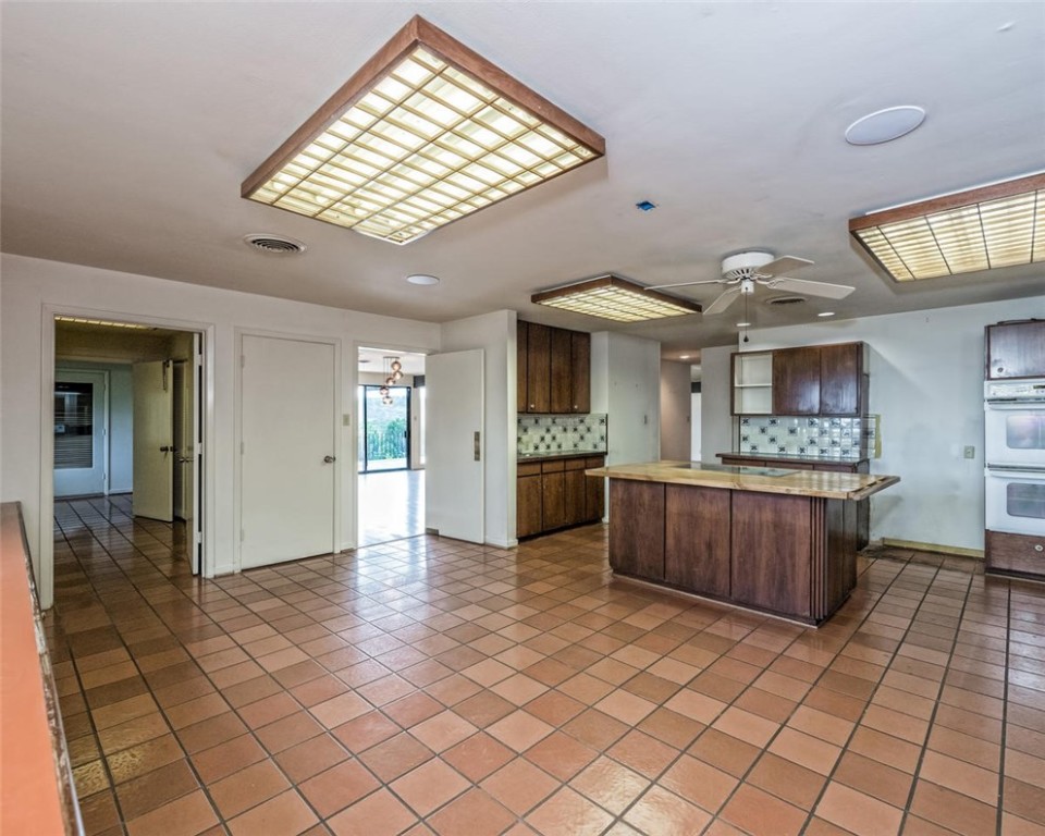 3531 North Ridge Drive , Waco, TX, 76710 | 180172 | Realty Texas LLC