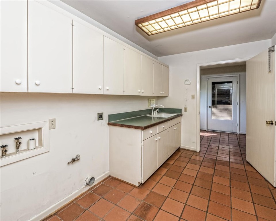3531 North Ridge Drive , Waco, TX, 76710 | 180172 | Realty Texas LLC
