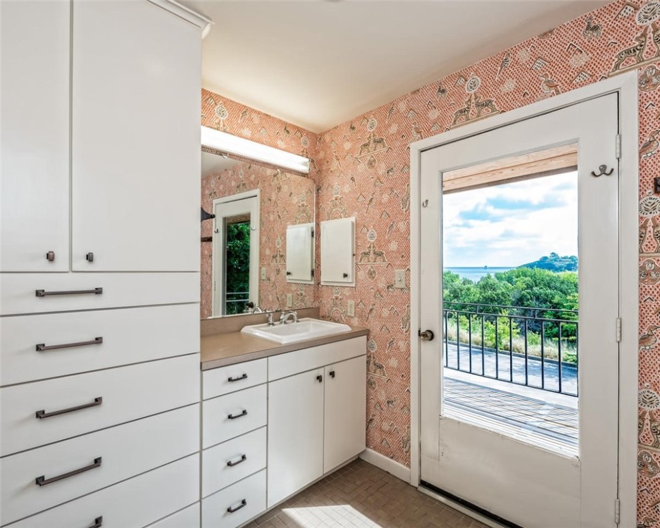 3531 North Ridge Drive , Waco, TX, 76710 | 180172 | Realty Texas LLC