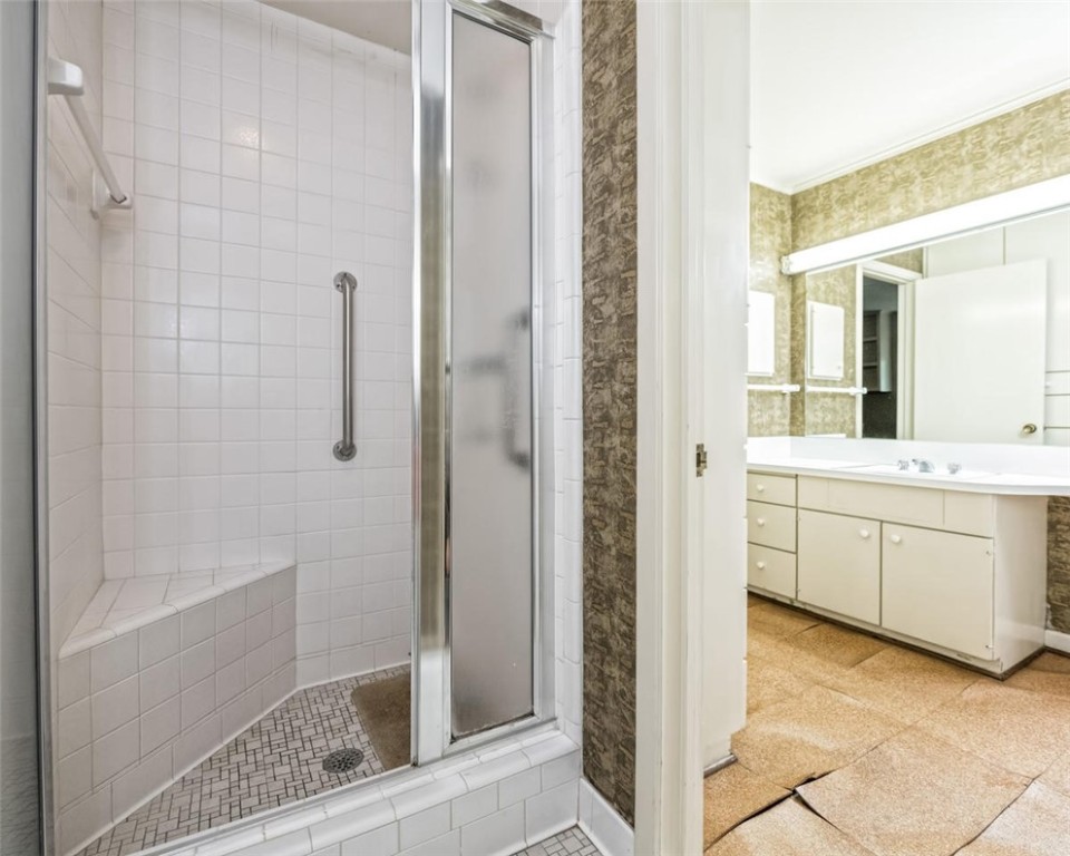 3531 North Ridge Drive , Waco, TX, 76710 | 180172 | Realty Texas LLC