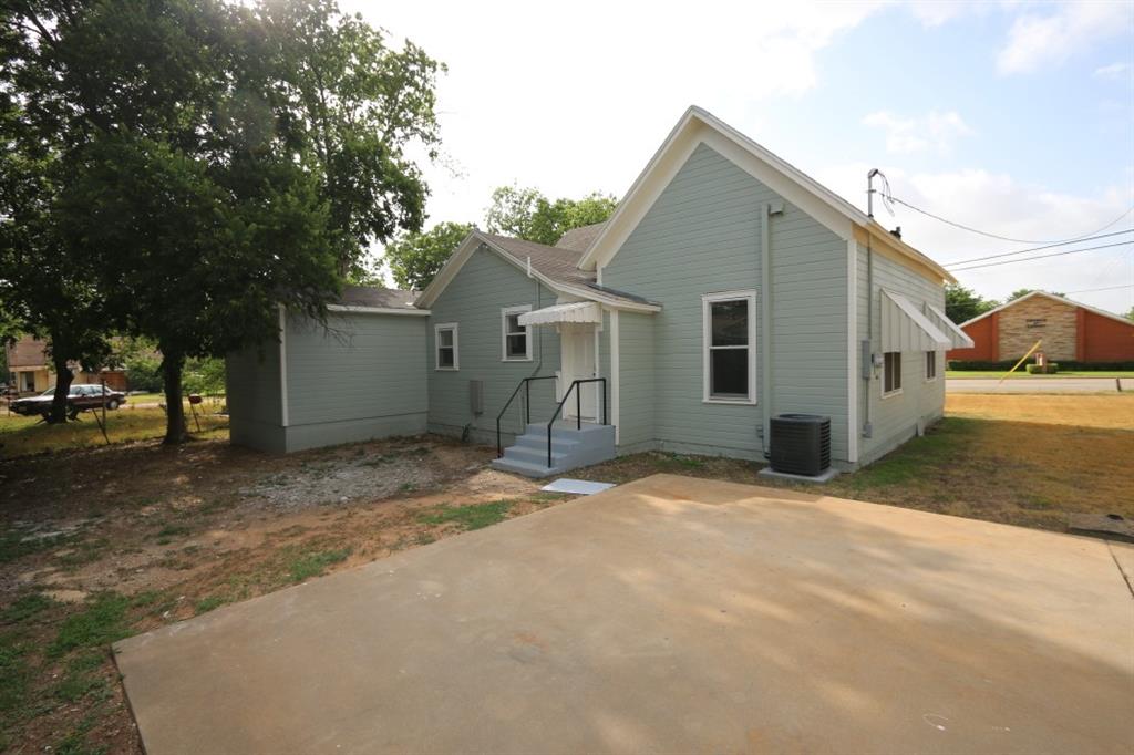 615 W 6th Street , McGregor, TX, 76657 | 180404 | Realty Texas LLC