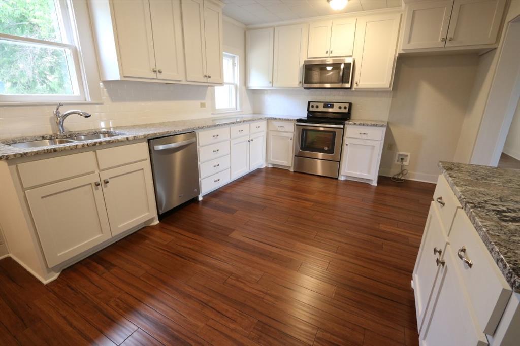 615 W 6th Street , McGregor, TX, 76657 | 180404 | Realty Texas LLC