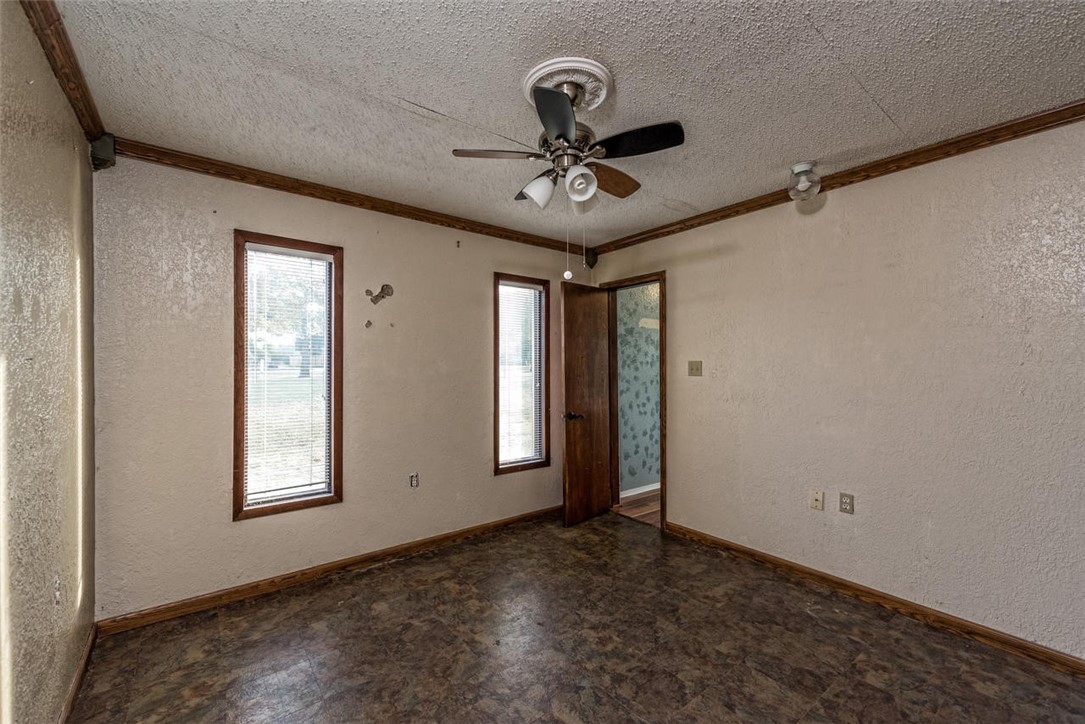 300 SE Baker Lane , Robinson, TX, 76706 | 182069 | Realty Texas LLC