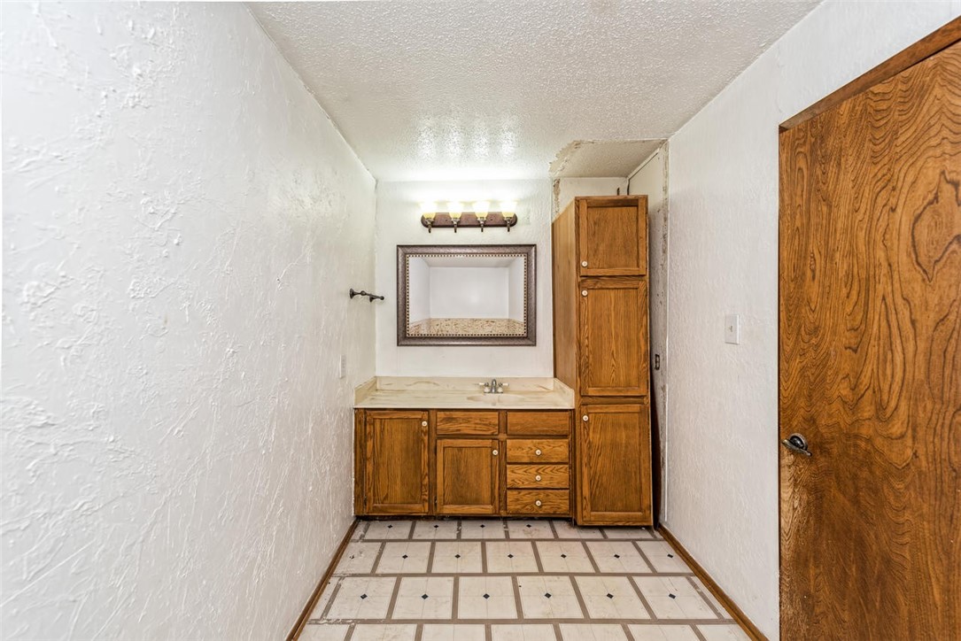 300 SE Baker Lane , Robinson, TX, 76706 | 182069 | Realty Texas LLC