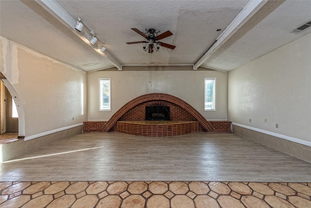 300 SE Baker Lane , Robinson, TX, 76706 | 182069 | Realty Texas LLC