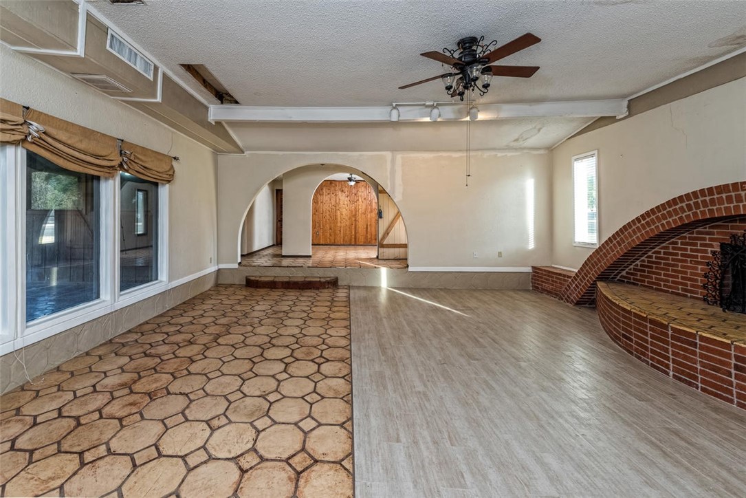 300 SE Baker Lane , Robinson, TX, 76706 | 182069 | Realty Texas LLC