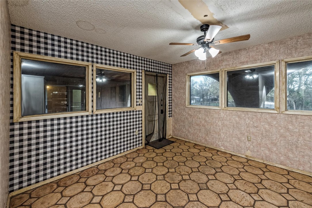 300 SE Baker Lane , Robinson, TX, 76706 | 182069 | Realty Texas LLC