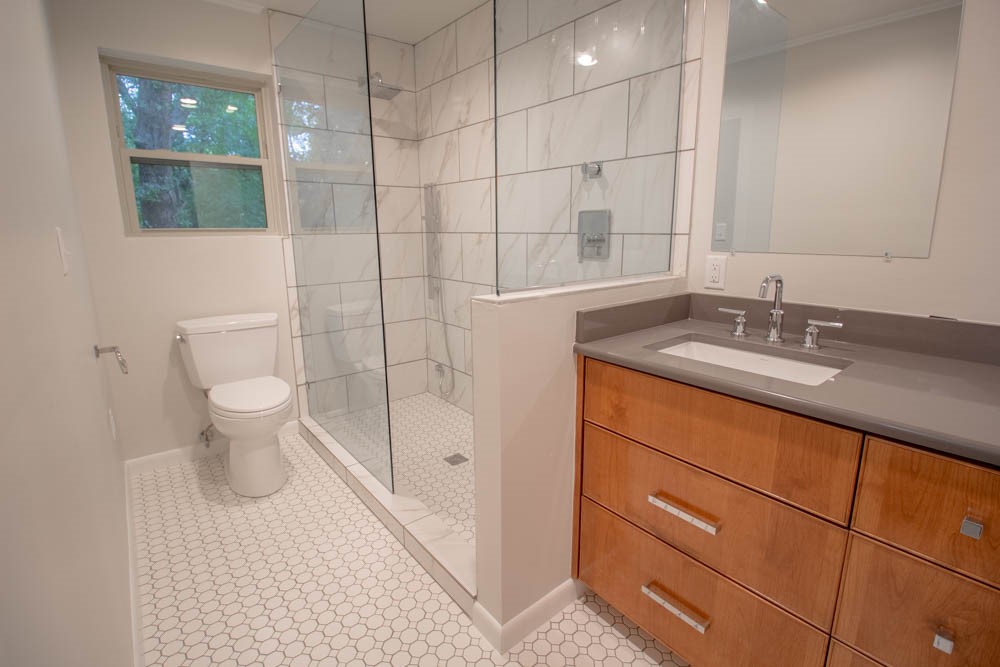 700 White Oak Drive , Woodway, TX, 76712 | 185131 | Realty Texas LLC