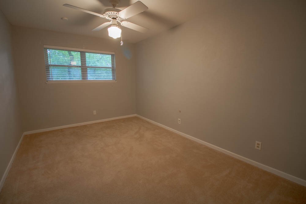700 White Oak Drive , Woodway, TX, 76712 | 185131 | Realty Texas LLC