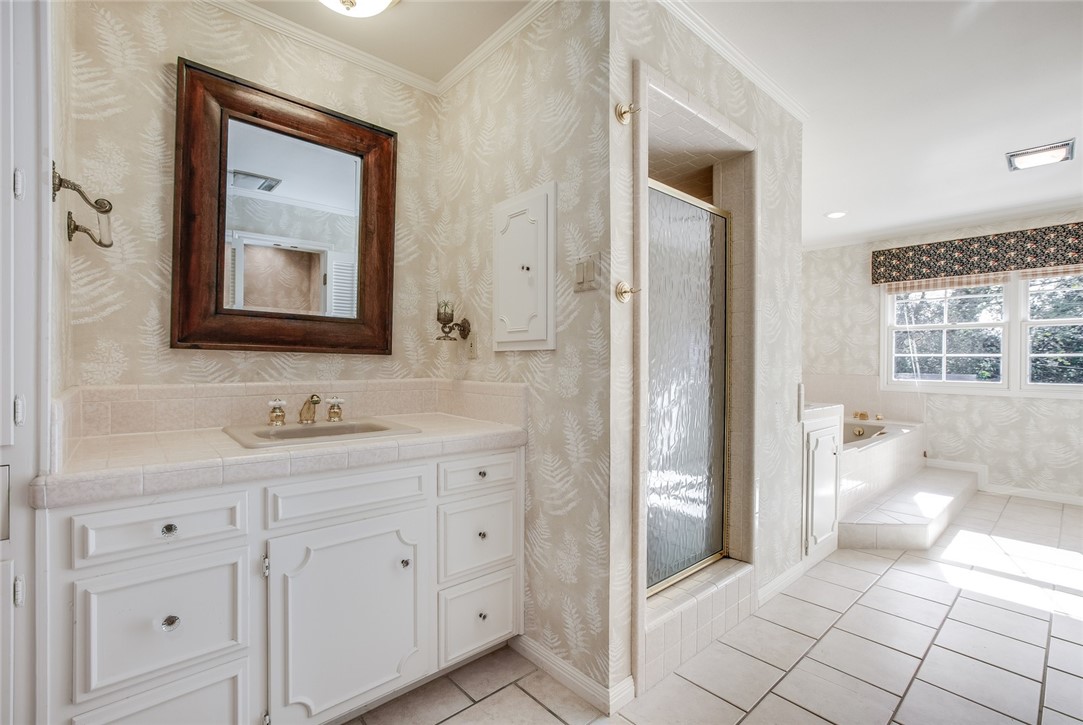 5818 Mount Rockwood Circle , Waco, TX, 76710 | 186785 | Realty Texas LLC