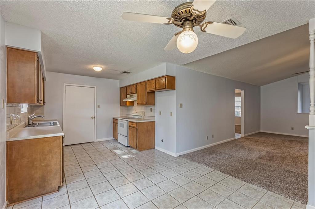 7020 Canterbury Drive , Woodway, TX, 76712 | 186891 | Realty Texas LLC