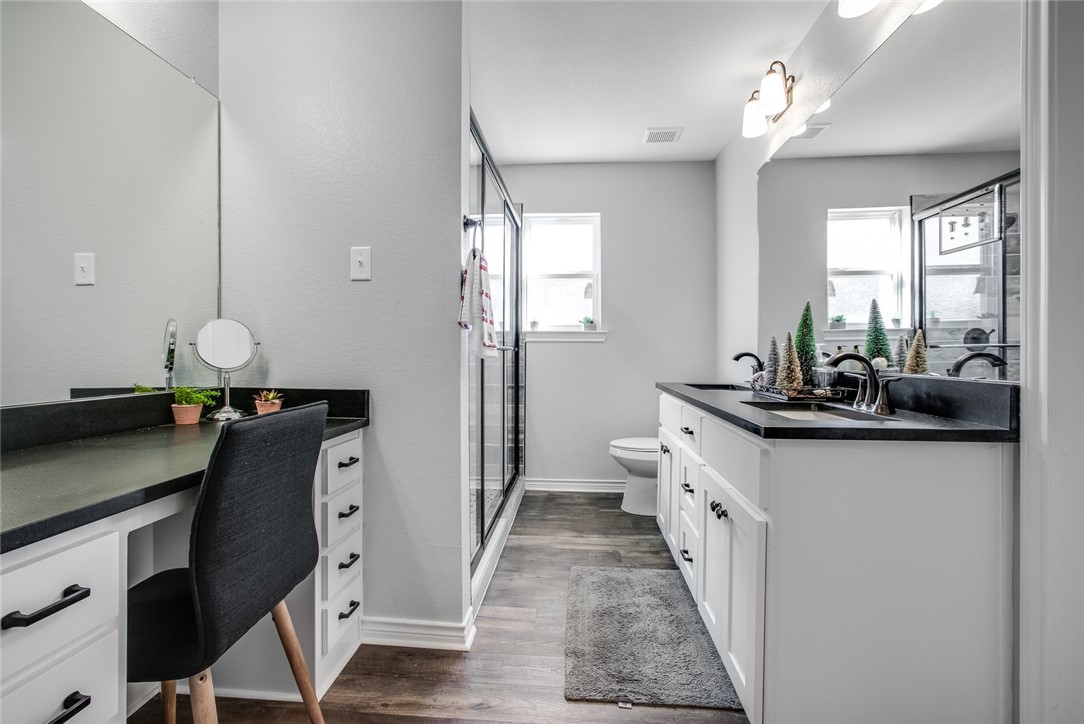 1301 Western Oaks Drive , Woodway, TX, 76712 | 186898 | Realty Texas LLC