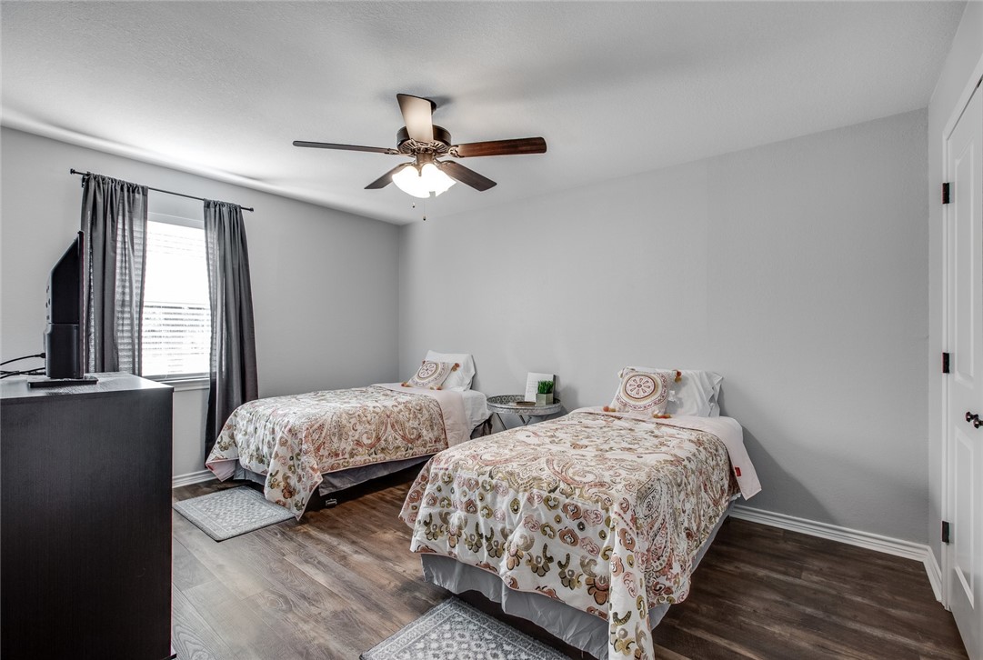 1301 Western Oaks Drive , Woodway, TX, 76712 | 186898 | Realty Texas LLC