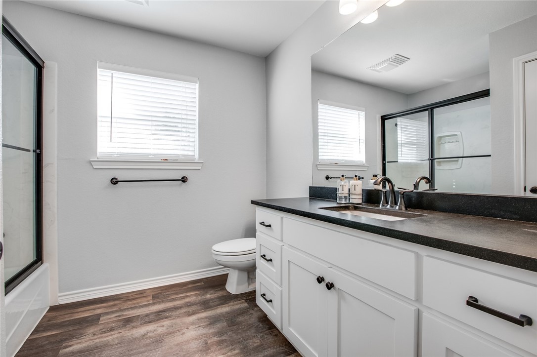 1301 Western Oaks Drive , Woodway, TX, 76712 | 186898 | Realty Texas LLC