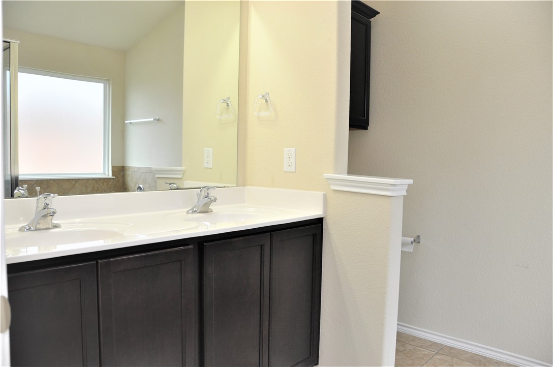 6613 Cascade Drive , Woodway, TX, 76712 | 186621 | Realty Texas LLC