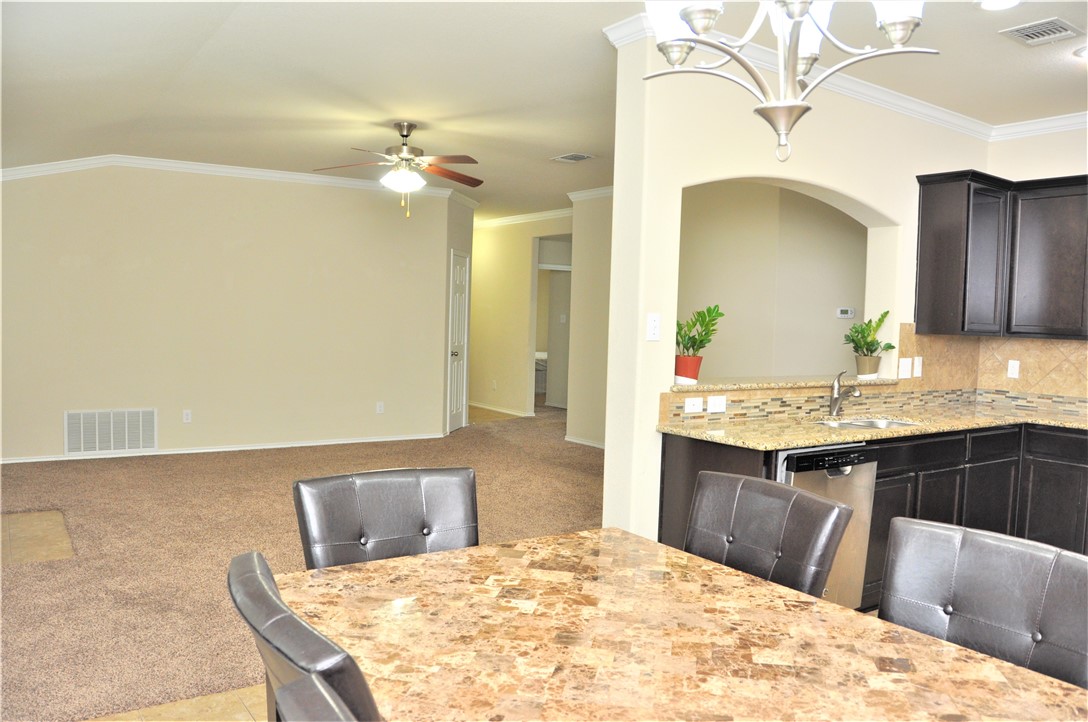 6613 Cascade Drive , Woodway, TX, 76712 | 186621 | Realty Texas LLC