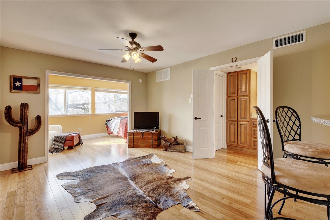 1700 Nueces Street 203 , Austin, TX, 78701 | 1187717 | Realty Texas LLC