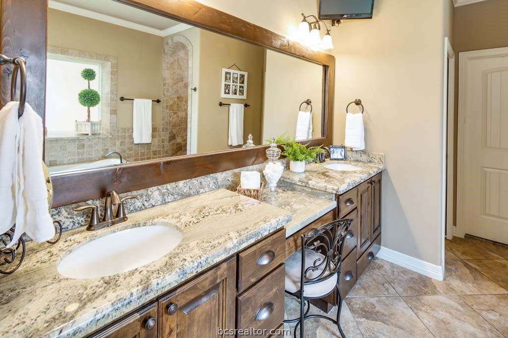 4113 Deep Stone Court , College Station, TX, 77845 | 19000467 | Realty Texas LLC