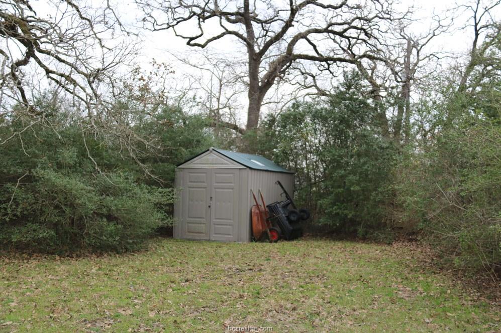 10097 John Rice Drive , Iola, TX, 77861 | 19000601 | Realty Texas LLC