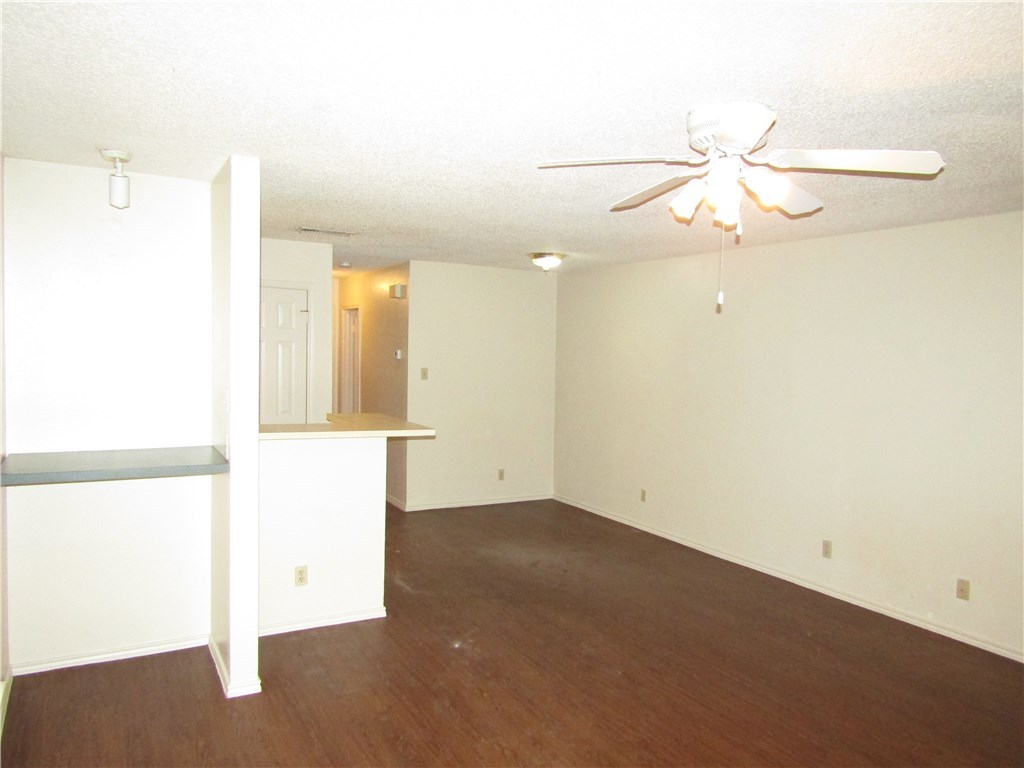 9306 Kempler Drive B , Austin, TX, 78748 | 4959441 | Realty Texas LLC