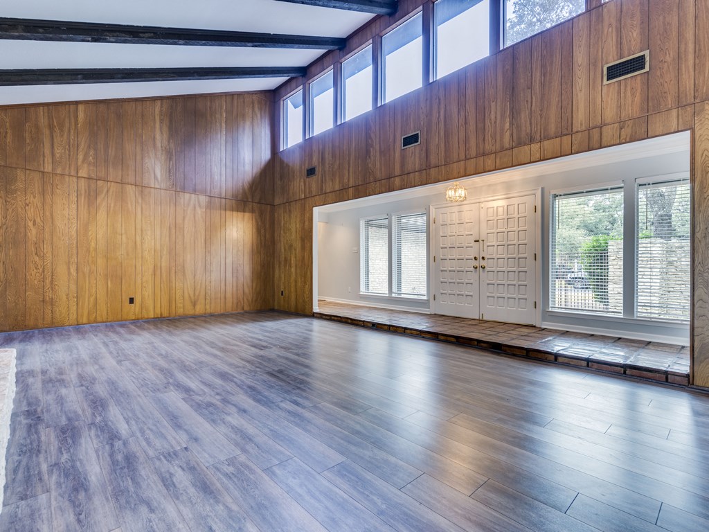 3904 E Petra Path W , Austin, TX, 78731 | 9472716 | Realty Texas LLC