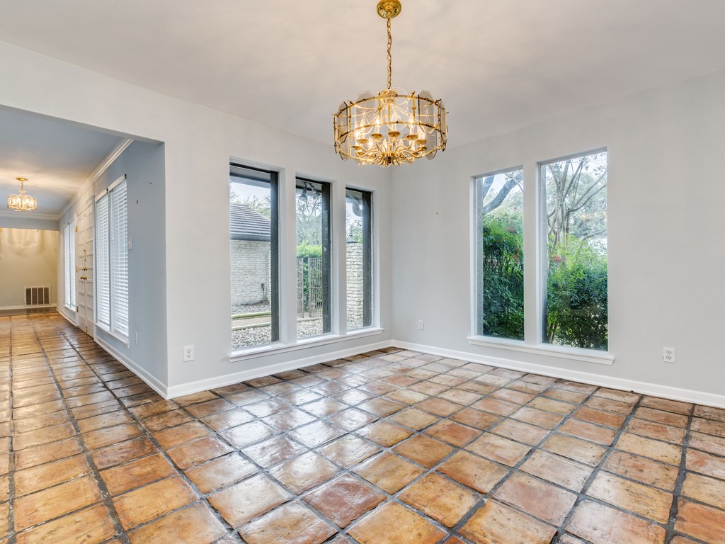 3904 E Petra Path W , Austin, TX, 78731 | 9472716 | Realty Texas LLC