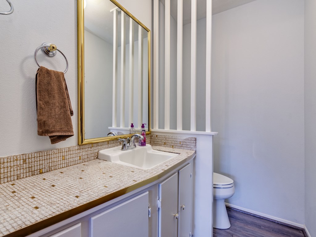 3904 E Petra Path W , Austin, TX, 78731 | 9472716 | Realty Texas LLC