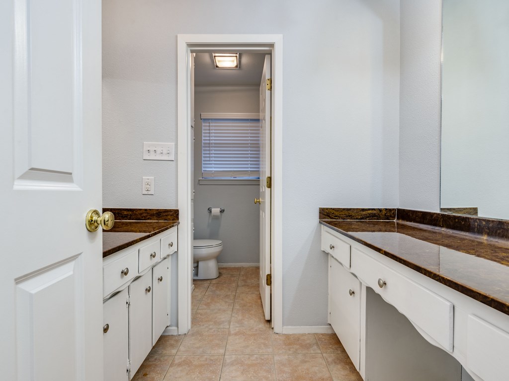 3904 E Petra Path W , Austin, TX, 78731 | 9472716 | Realty Texas LLC