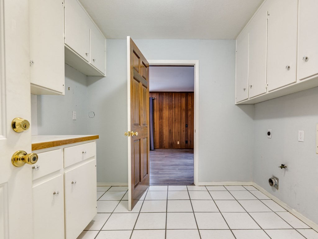3904 E Petra Path W , Austin, TX, 78731 | 9472716 | Realty Texas LLC