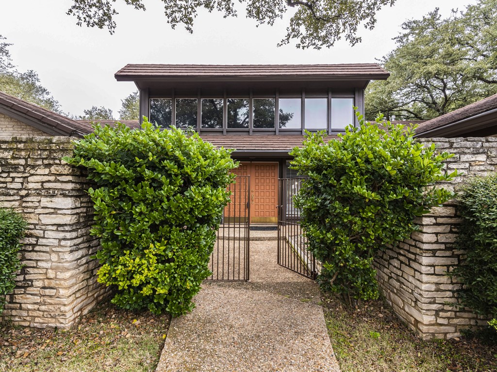 3904 E Petra Path W , Austin, TX, 78731 | 9472716 | Realty Texas LLC