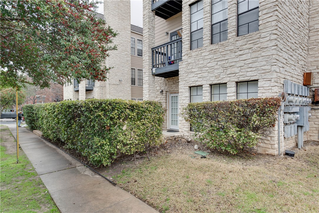 711 W 21st Street 304 , Austin, TX, 78705 | 4539922 | Realty Texas LLC