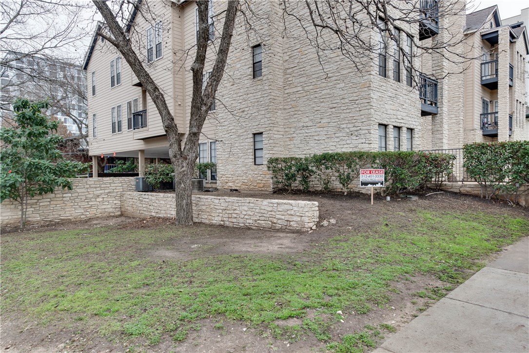 711 W 21st Street 304 , Austin, TX, 78705 | 4539922 | Realty Texas LLC