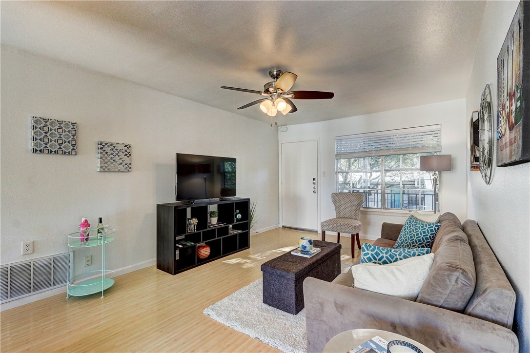 300 Crockett Street 308 , Austin, TX, 78704 | 7866775 | Realty Texas LLC