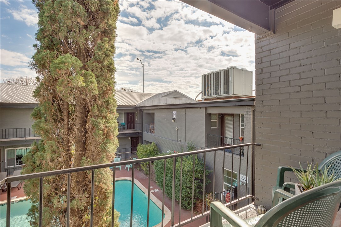 2020 S Congress Avenue 1215 , Austin, TX, 78704 | 7148834 | Realty Texas LLC