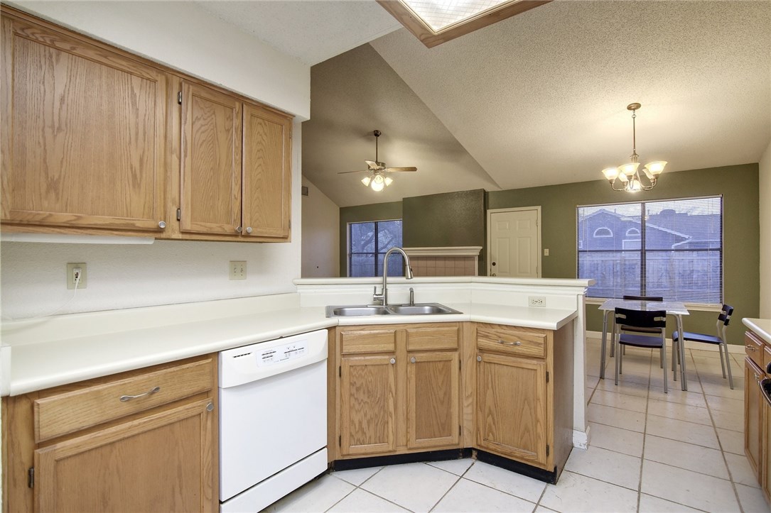 4609 San Simeon Drive , Austin, TX, 78749 | 9833139 | Realty Texas LLC