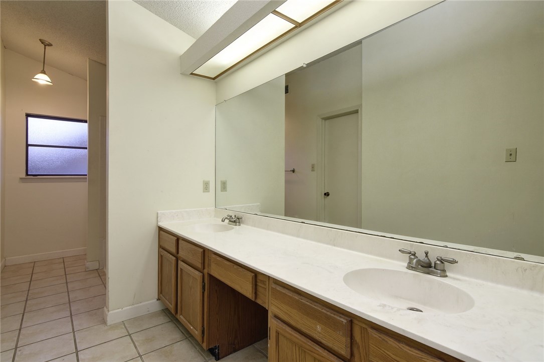 4609 San Simeon Drive , Austin, TX, 78749 | 9833139 | Realty Texas LLC