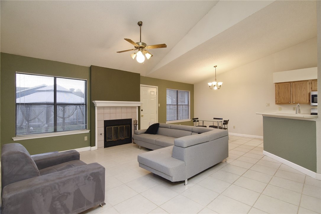 4609 San Simeon Drive , Austin, TX, 78749 | 9833139 | Realty Texas LLC