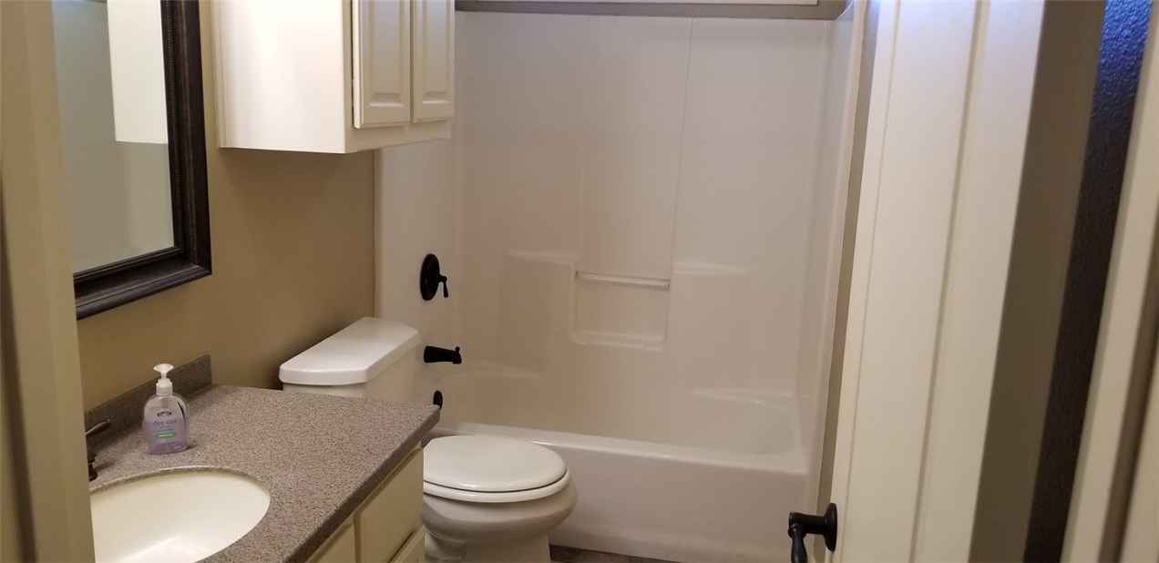 833 W Rhodes Avenue , Aransas Pass, TX, 78336 | 339417 | Realty Texas LLC