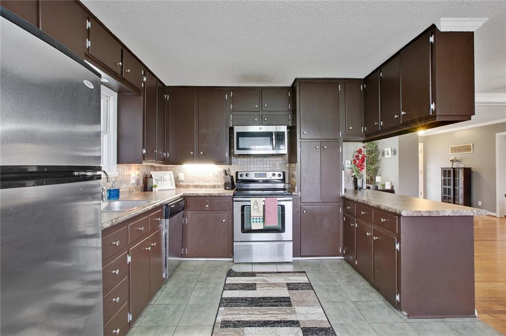 307 W Broadway Street , West, TX, 76691 | 187322 | Realty Texas LLC