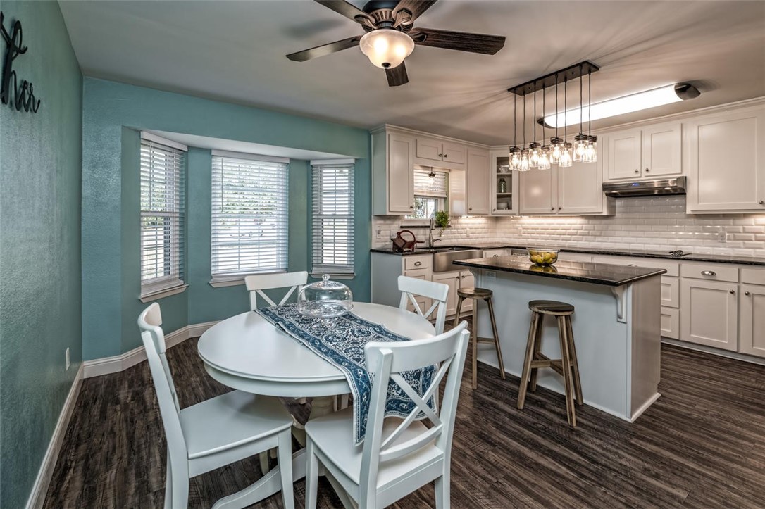 111 Julie Drive , Lorena, TX, 76655 | 187332 | Realty Texas LLC