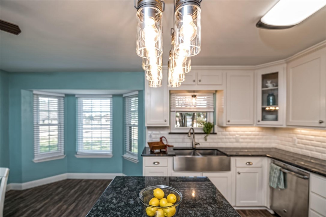 111 Julie Drive , Lorena, TX, 76655 | 187332 | Realty Texas LLC