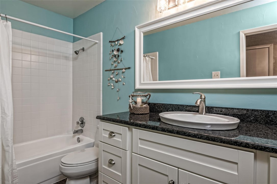 111 Julie Drive , Lorena, TX, 76655 | 187332 | Realty Texas LLC