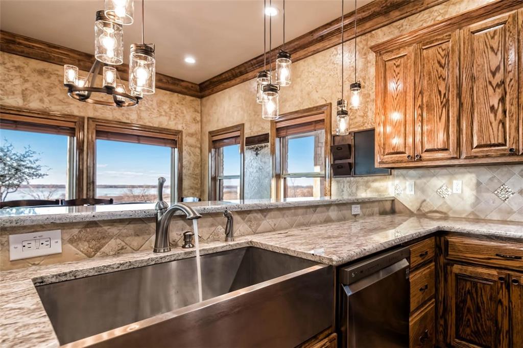 1878 Hall Drive , Waco, TX, 76705 | 187353 | Realty Texas LLC