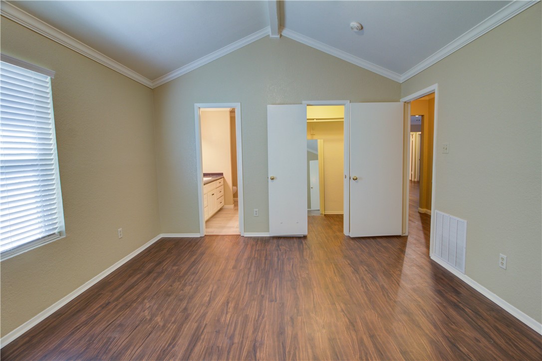 305 Applewood Lane , Hewitt, TX, 76643 | 187371 | Realty Texas LLC