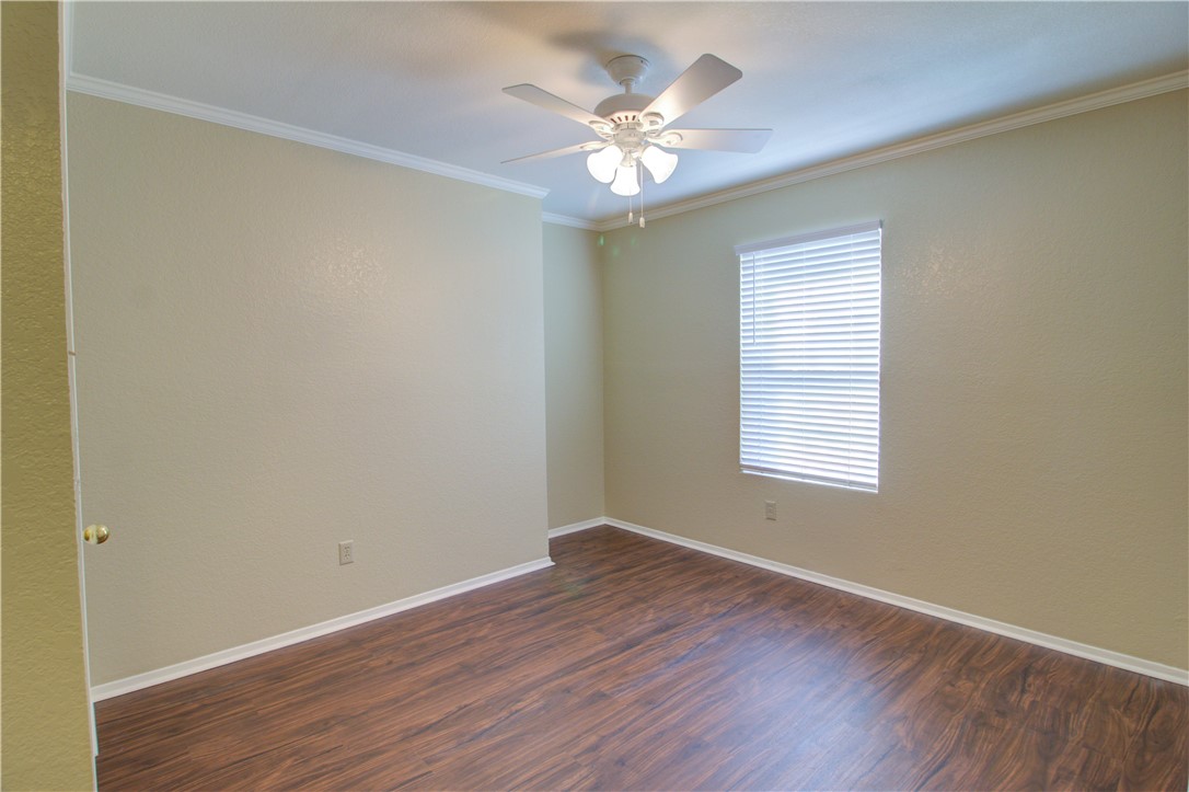 305 Applewood Lane , Hewitt, TX, 76643 | 187371 | Realty Texas LLC