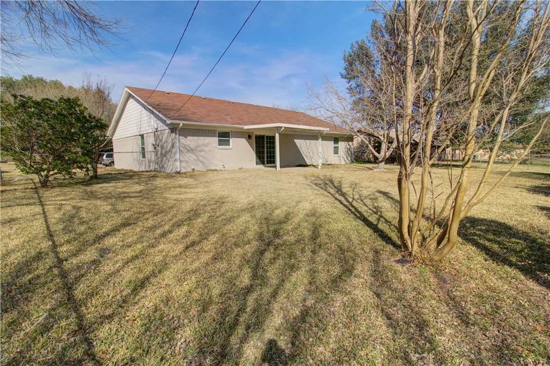 305 Applewood Lane , Hewitt, TX, 76643 | 187371 | Realty Texas LLC
