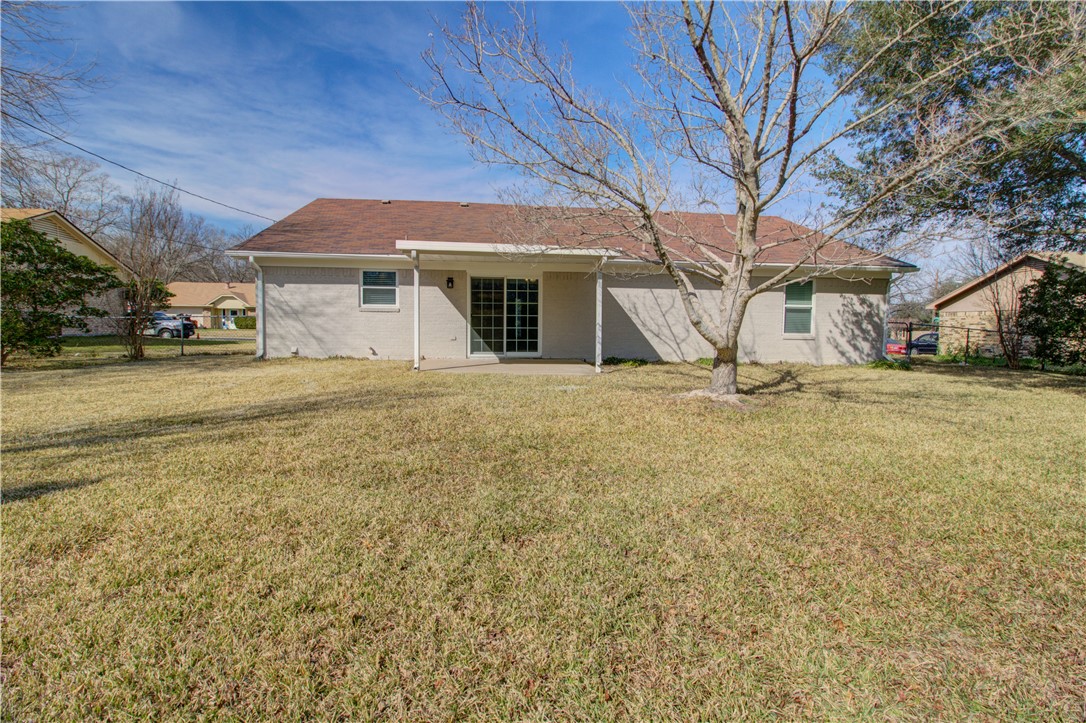 305 Applewood Lane , Hewitt, TX, 76643 | 187371 | Realty Texas LLC