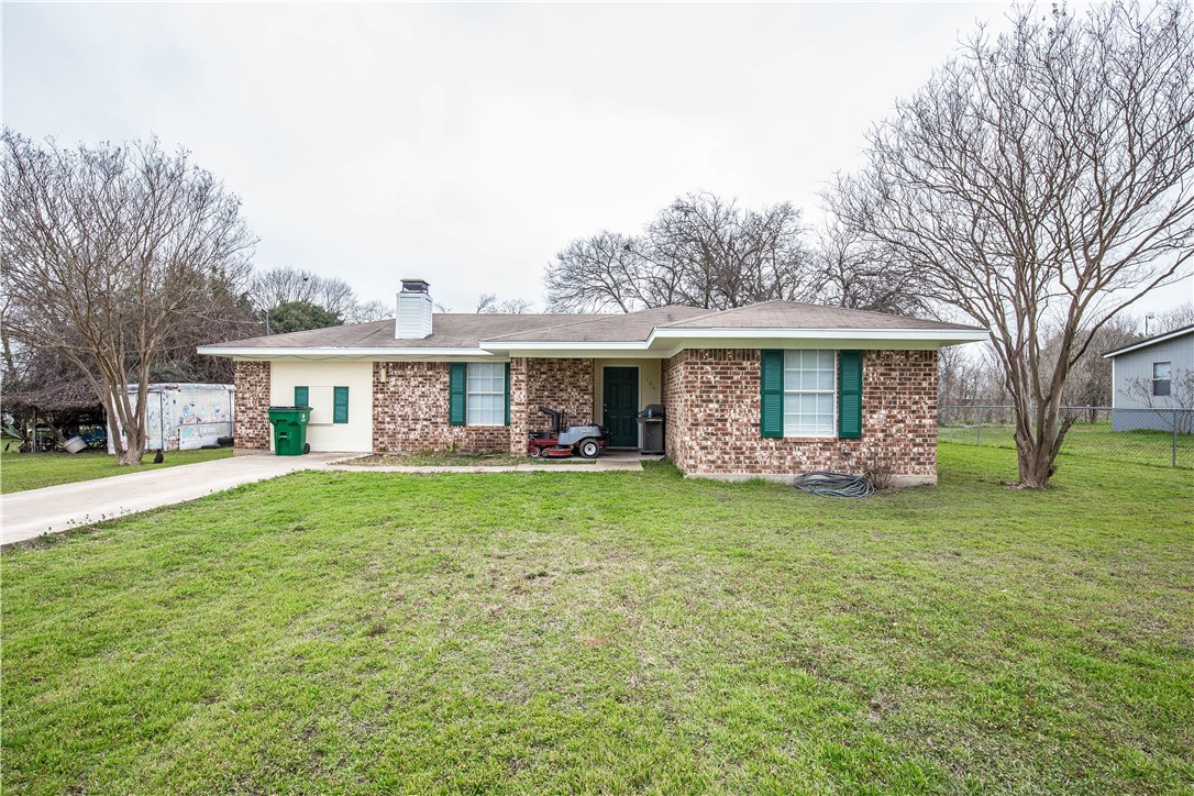 506 E Willow Street , Lott, TX, 76656 | 187164 | Realty Texas LLC